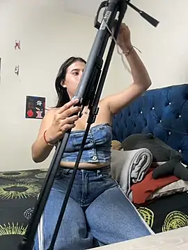 Snapshot of vikysexy283 chatting on 15, 1, 2026 vikysexy283 online show from 15, 1, 2026