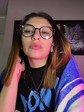 Snapshot of AriaBliss- chatting on 14, 10, 2025 AriaBliss- online show from 14, 10, 2025