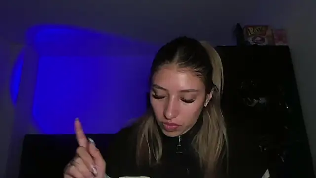 AriaBliss- online show from 10, 1, 2026