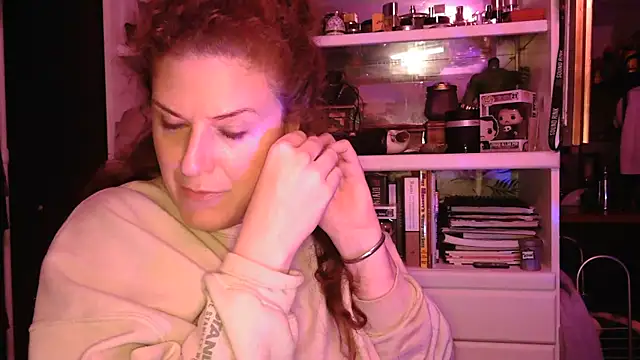 RasheleErotica online show from 16, 11, 2025