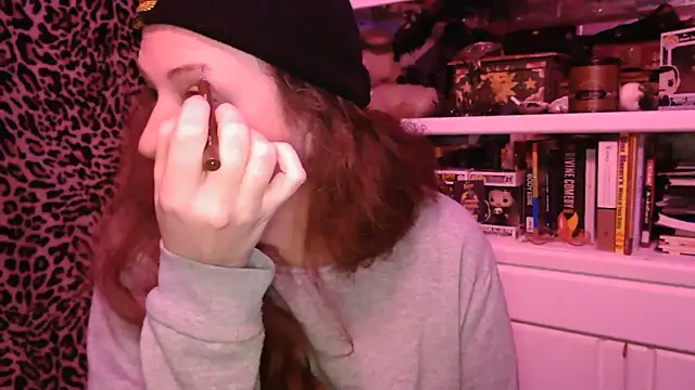 RasheleErotica online show from 19, 12, 2025