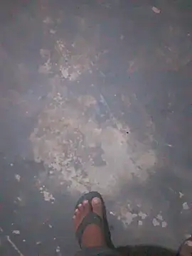 Snapshot of Jhonkkong chatting on 28, 9, 2025 Jhonkkong online show from 28, 9, 2025