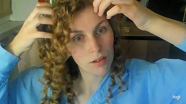 Snapshot of JuliaMuuun chatting on 15, 5, 2026 JuliaMuuun online show from 15, 5, 2026