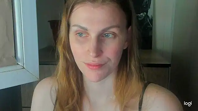 Snapshot of JuliaMuuun chatting on 2, 7, 2026 JuliaMuuun online show from 2, 7, 2026