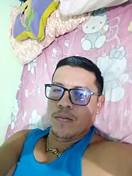 Snapshot of chamo9028 chatting on 9, 5, 2026 chamo9028 online show from 9, 5, 2026