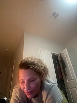 BaddieBossXX2 online show from 13, 7, 2026