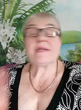 VioletSweet5566 online show from 6, 10, 2025