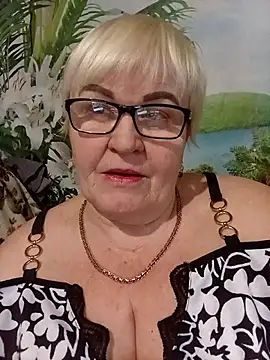 VioletSweet5566 online show from 11, 2, 2026