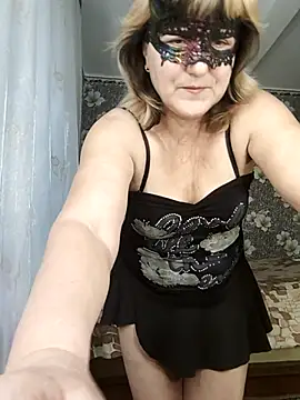 Snapshot of AliceGold5231 chatting on 20, 10, 2025 AliceGold5231 online show from 20, 10, 2025