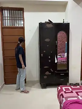 Snapshot of HORNYDIVYABABY chatting on 1, 4, 2026 HORNYDIVYABABY online show from 1, 4, 2026