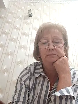 Snapshot of AlikaSwan5821 chatting on 22, 9, 2025 AlikaSwan5821 online show from 22, 9, 2025