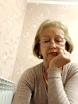 Snapshot of AlikaSwan5821 chatting on 25, 9, 2025 AlikaSwan5821 online show from 25, 9, 2025