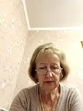 Snapshot of AlikaSwan5821 chatting on 26, 9, 2025 AlikaSwan5821 online show from 26, 9, 2025