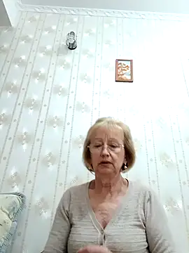 Snapshot of AlikaSwan5821 chatting on 30, 9, 2025 AlikaSwan5821 online show from 30, 9, 2025