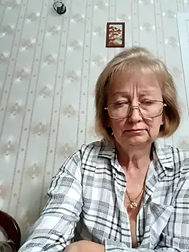 Snapshot of AlikaSwan5821 chatting on 4, 10, 2025 AlikaSwan5821 online show from 4, 10, 2025