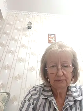 Snapshot of AlikaSwan5821 chatting on 7, 10, 2025 AlikaSwan5821 online show from 7, 10, 2025