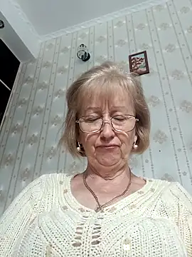 Snapshot of AlikaSwan5821 chatting on 11, 10, 2025 AlikaSwan5821 online show from 11, 10, 2025