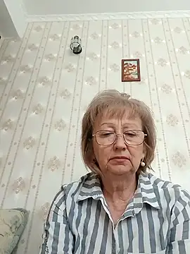 Snapshot of AlikaSwan5821 chatting on 28, 10, 2025 AlikaSwan5821 online show from 28, 10, 2025