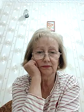 Snapshot of AlikaSwan5821 chatting on 6, 11, 2025 AlikaSwan5821 online show from 6, 11, 2025