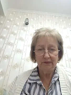 Snapshot of AlikaSwan5821 chatting on 14, 11, 2025 AlikaSwan5821 online show from 14, 11, 2025