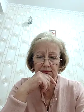 Snapshot of AlikaSwan5821 chatting on 17, 11, 2025 AlikaSwan5821 online show from 17, 11, 2025