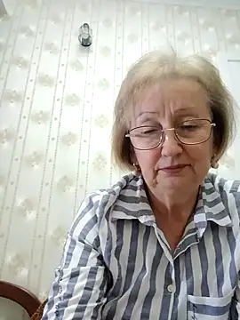 Snapshot of AlikaSwan5821 chatting on 19, 11, 2025 AlikaSwan5821 online show from 19, 11, 2025