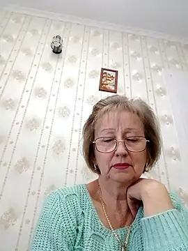 Snapshot of AlikaSwan5821 chatting on 2, 12, 2025 AlikaSwan5821 online show from 2, 12, 2025