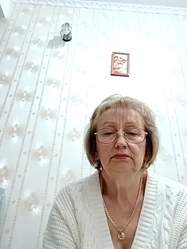 Snapshot of AlikaSwan5821 chatting on 4, 12, 2025 AlikaSwan5821 online show from 4, 12, 2025