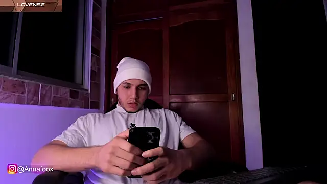 max valiant1 online show from 13, 1, 2026