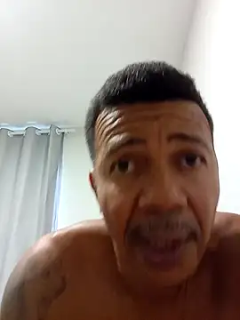 moreno25centimetro online show from 3, 7, 2026
