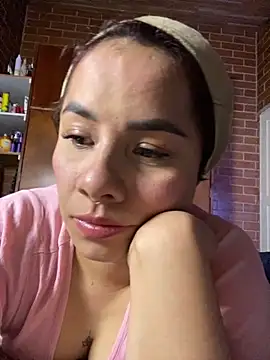 Snapshot of alejandra_prk26 chatting on 10, 10, 2025 alejandra prk26 online show from 10, 10, 2025