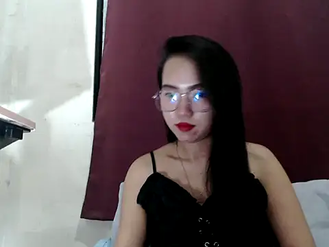 Snapshot of yourloving_maris chatting on 28, 3, 2026 yourloving maris online show from 28, 3, 2026