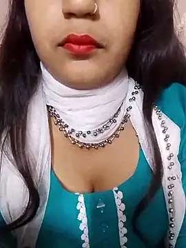 Snapshot of Babe_Doll04 chatting on 8, 3, 2026 Babe Doll04 online show from 8, 3, 2026