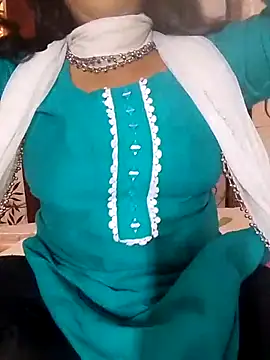 Snapshot of Babe_Doll04 chatting on 21, 3, 2026 Babe Doll04 online show from 21, 3, 2026