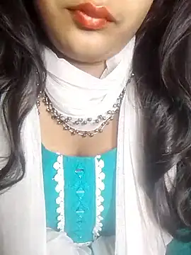 Snapshot of Babe_Doll04 chatting on 3, 4, 2026 Babe Doll04 online show from 3, 4, 2026