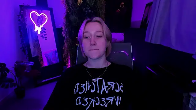 Snapshot of CinBellamy chatting on 21, 2, 2026 CinBellamy online show from 21, 2, 2026