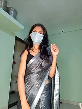 Shivani2002 online show from 6, 2, 2026