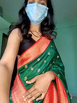 Shivani2002 online show from 16, 2, 2026