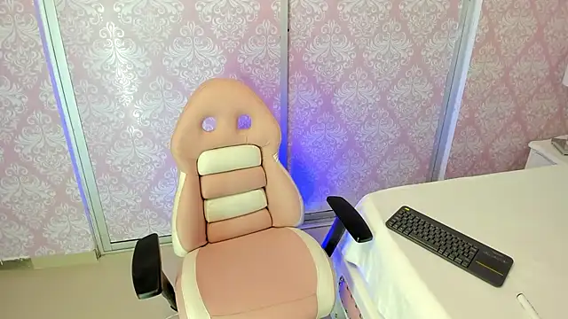 Ailee naughty online show from 13, 11, 2025