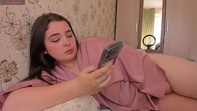 Snapshot of Alice_next_door chatting on 16, 6, 2026 Alice next door online show from 16, 6, 2026