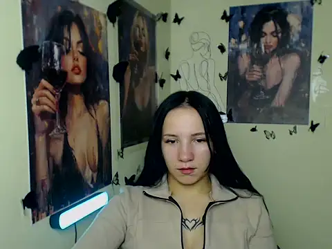 Em7MaA online show from 8, 11, 2025