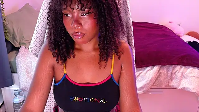 Snapshot of SparklingSoleil chatting on 1, 4, 2026 SparklingSoleil online show from 1, 4, 2026