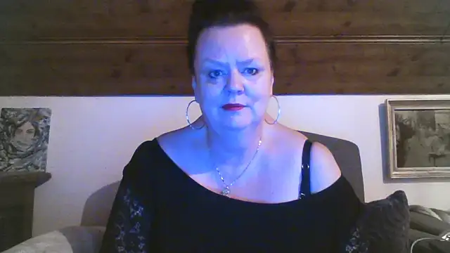 Snapshot of TiffanyMature chatting on 19, 4, 2026 TiffanyMature online show from 19, 4, 2026