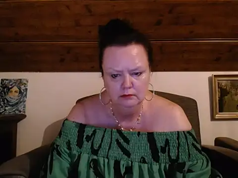 Snapshot of TiffanyMature chatting on 26, 5, 2026 TiffanyMature online show from 26, 5, 2026