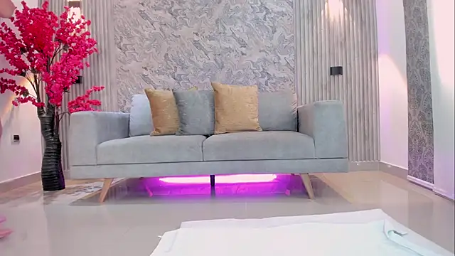 karlie small online show from 2, 3, 2026