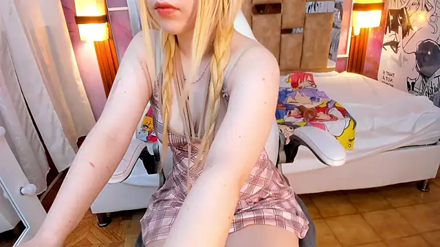 Melody Lolii online show from 1, 10, 2025