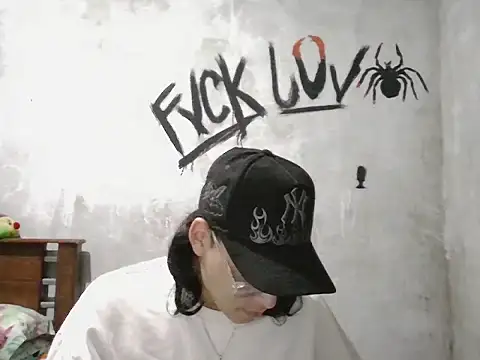 dirty model online show from 4, 4, 2026