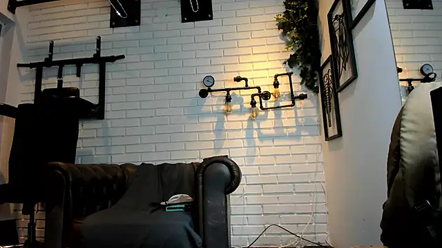 ItaloMoore online show from 23, 9, 2025