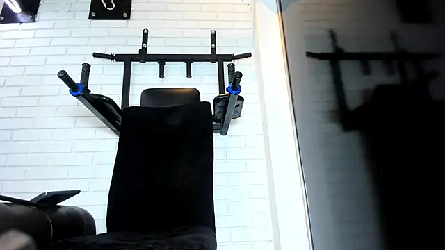 ItaloMoore online show from 24, 2, 2026