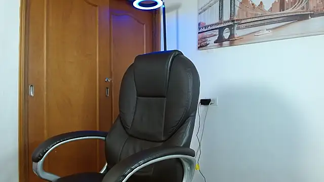 Snapshot of Dash_Bukoski chatting on 4, 3, 2026 Dash Bukoski online show from 4, 3, 2026